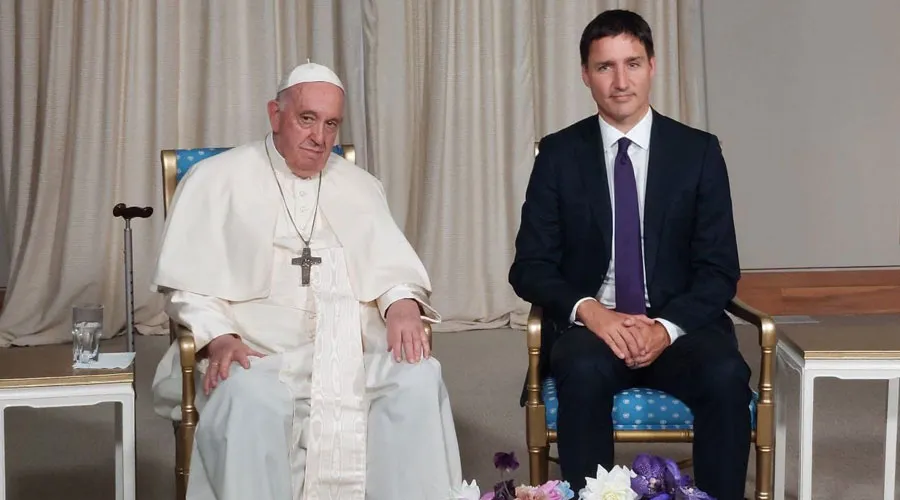 El Papa Francisco y Justin Trudeau, Primer Ministro de Canadá. Crédito: pool VAMP?w=200&h=150
