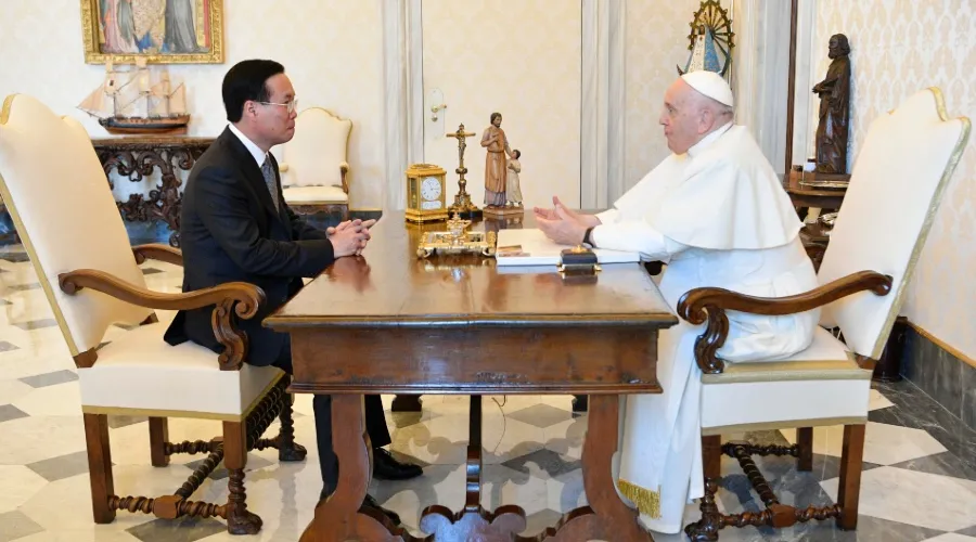 El Papa recibe al presidente Vo Van Thuongeste jueves 27 de julio en el Vaticano. Crédito: Vatican Media.?w=200&h=150