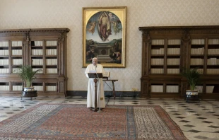 El Papa Francisco en el Regina Coeli. Foto: Vatican Media 
