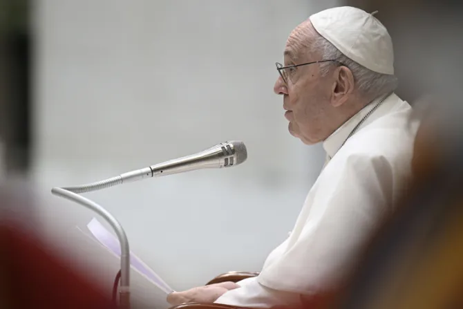 Papa Francisco invita a imitar a San Lorenzo para dar testimonio del Evangelio