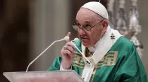 Papa Francisco en el Vaticano. Foto: Evandro Inetti ACI Prensa / EWTN News/ Vatican Pool