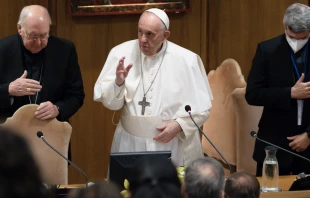 Papa Francisco en el Aula Nueva del Su00ednodo. Foto: Vatican Media 