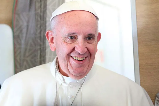 El Papa Francisco desea venir al Perú en el 2018, afirma Cardenal Cipriani