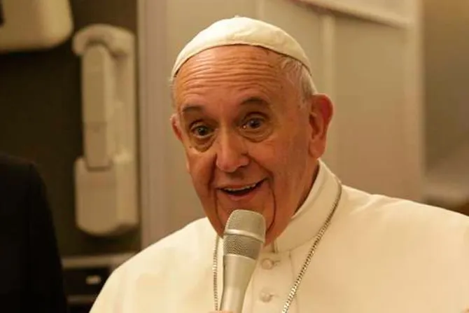 El Papa Francisco explica el estado actual de las relaciones con los lefebvristas