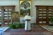 Por primera vez el Papa dirige rezo del Ángelus sin público por coronavirus en Italia