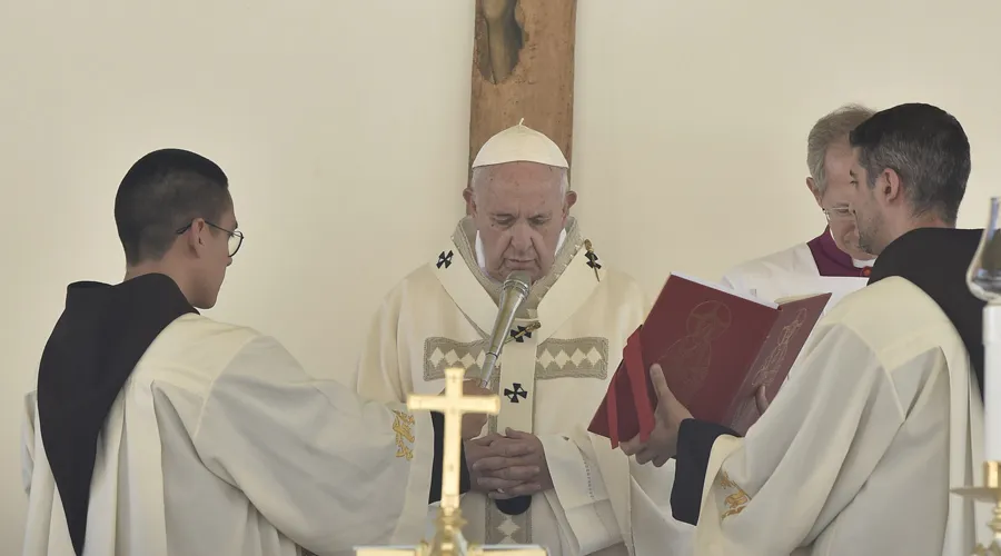 El Papa Francisco en el rezo del Ángelus en Camerino. Foto: Vatican Media / ACI?w=200&h=150