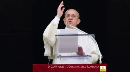 Papa Francisco pide erradicar trata de personas y alienta ayuda a víctimas
