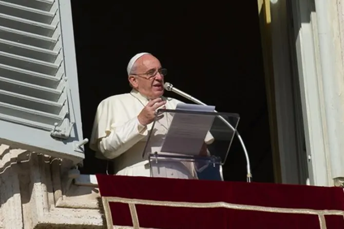 Papa Francisco critica el “falso revestimiento empalagoso” que se quiere imponer a la Navidad