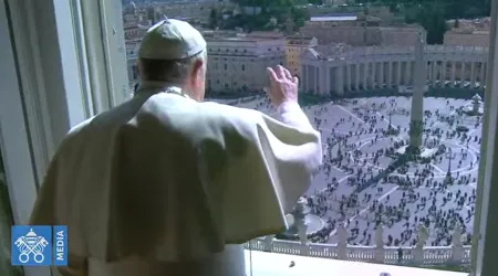 Papa Francisco en el Ángelus: También hoy Jesús nos dice “levántense y no teman”