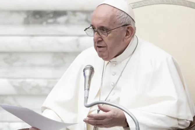 Papa Francisco: La prueba de la oración es el amor concreto por el prójimo