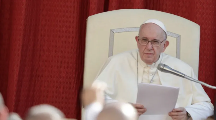 El Papa Francisco aconseja que el trabajo no quite tiempo para la oración