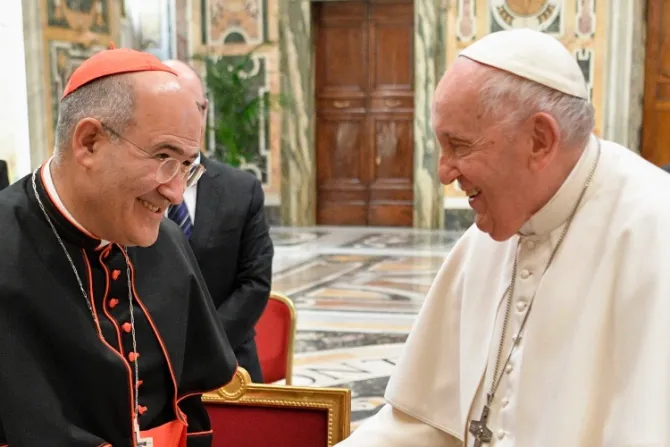 El Papa: Que la universidad católica sea “misionera” para superar “polarización ideológica” 