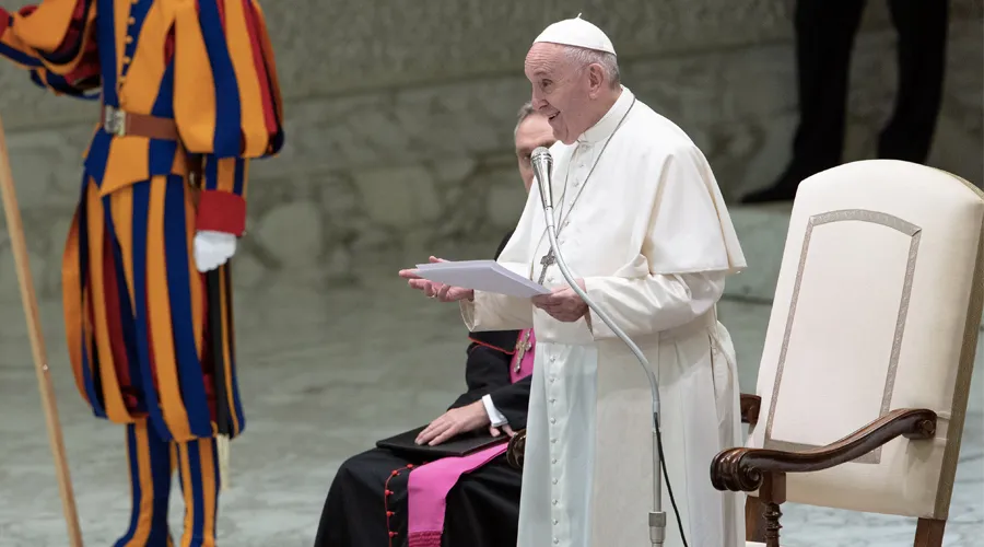 El Papa Francisco en el Aula Pablo VI del Vaticano. Foto: Daniel Ibáñez / ACI Prensa