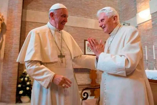 [ACTUALIZADO] Benedicto XVI: Existe continuidad entre mi pontificado y el del Papa Francisco