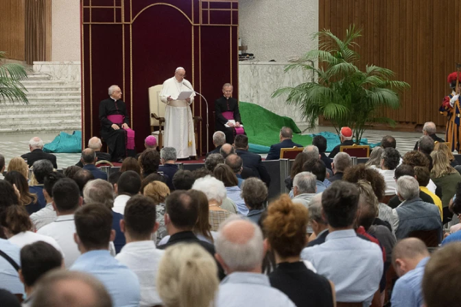 Papa Francisco: No bastan los “like” para vivir