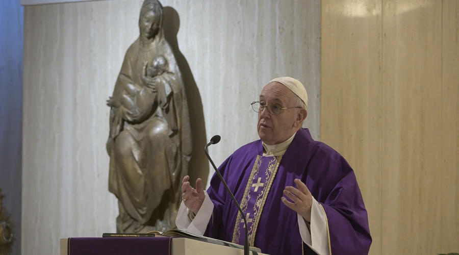 El Papa Francisco en la Misa de la Casa Santa Marta. Foto: Vatican Media ?w=200&h=150