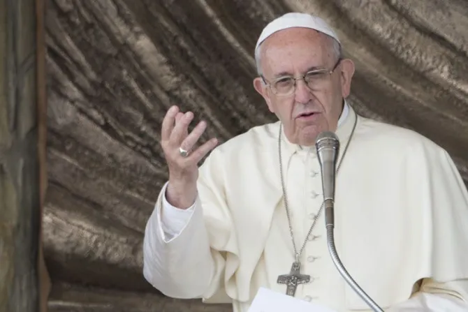 Papa Francisco invita a imitar el ejemplo de Santa Clara de Asís