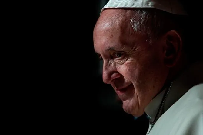 ¿La Iglesia puede corregir al Papa? El Padre Fortea responde