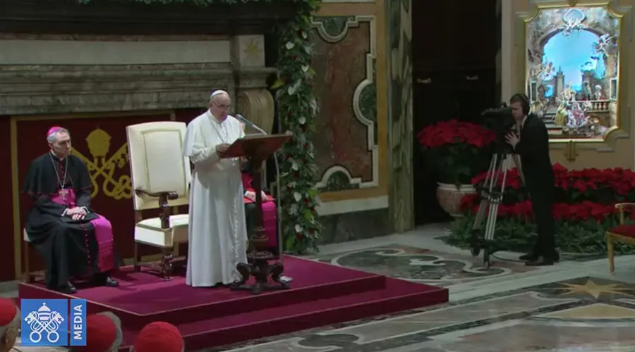 El Papa Francisco en el encuentro con la Curia romana. Foto: Captura YouTube?w=200&h=150