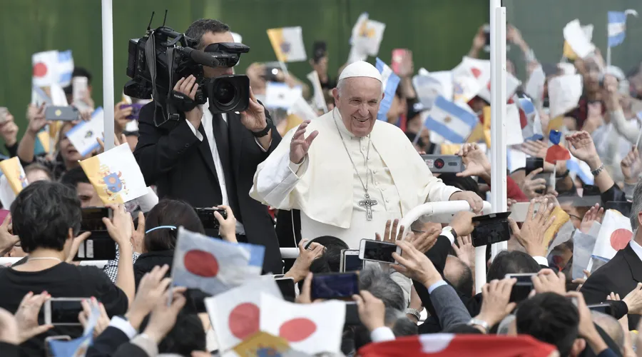 El Papa Francisco en el estadio de béisbol de Nagasaki, Japón. Foto: Vatican Media?w=200&h=150