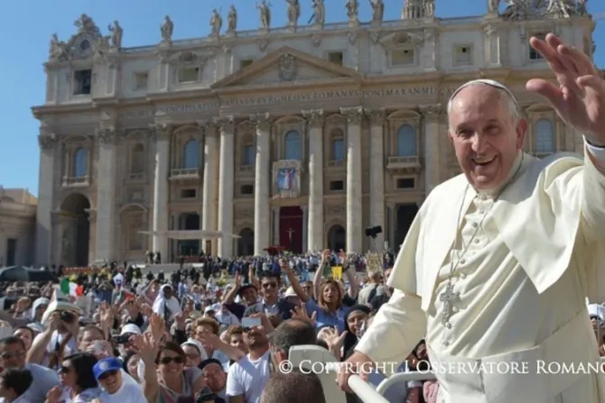 La receta del Papa Francisco para recuperar a los católicos que dejan la Iglesia
