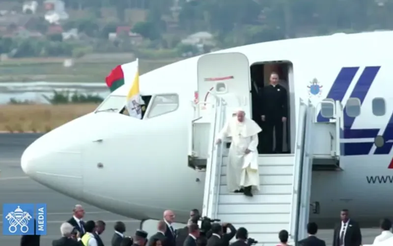 El Papa Francisco llega a Madagascar. Foto: Captura Vatican You Tube?w=200&h=150