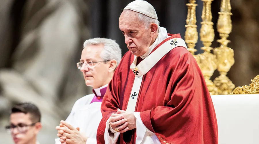 El Papa Francisco en la Misa de San Pedro y San Pablo. Foto: Daniel Ibáñez / ACI