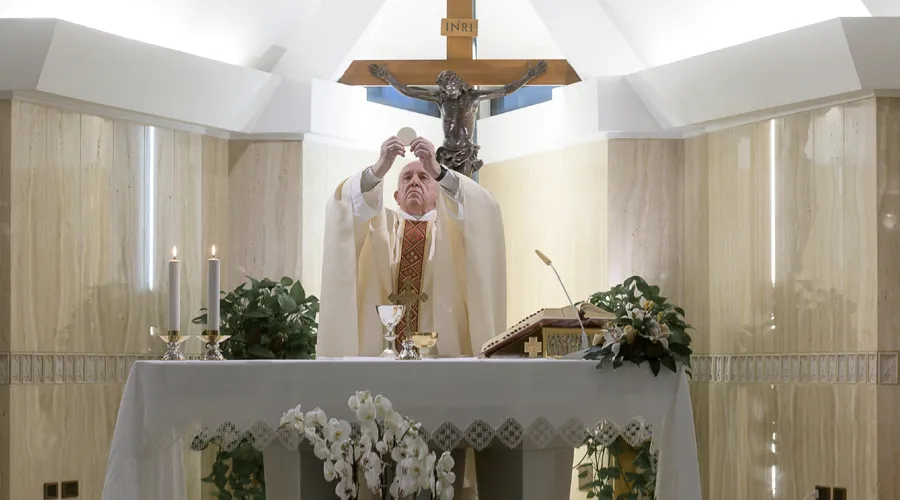 Imagen referencial. Papa Francisco celebrando Misa. Foto: Vatican Media