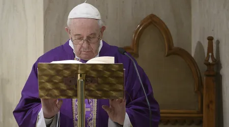 El Papa Francisco explica cuáles son los tres pasos de la tentación del diablo