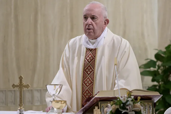 El Papa explica que el dinero, la vanidad y las habladurías dividen a toda comunidad
