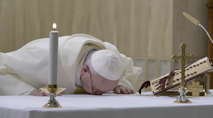 El Papa Francisco en la Misa de la Casa Santa Marta. Foto: Vatican Media