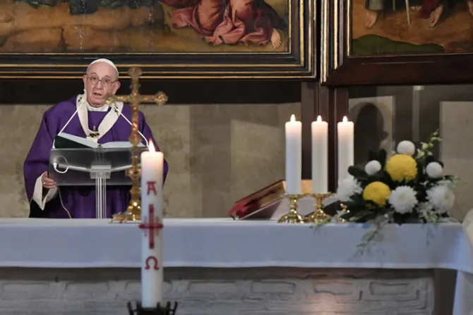 Día de los fieles difuntos: Papa Francisco invita a pedir el don de la esperanza cristiana