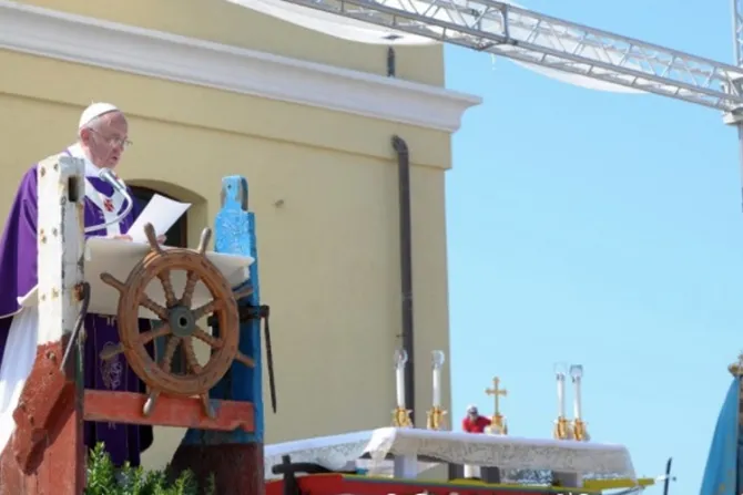 Papa Francisco celebrará Misa por aniversario de su visita a Lampedusa