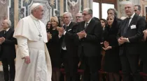 El Papa Francisco con notarios en el Vaticano. Foto: Vatican Media