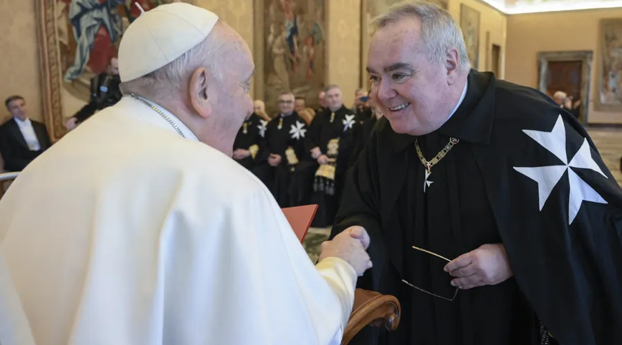 El Papa Francisco recibe en el Vaticano a la Orden de Malta y les da estos consejos
