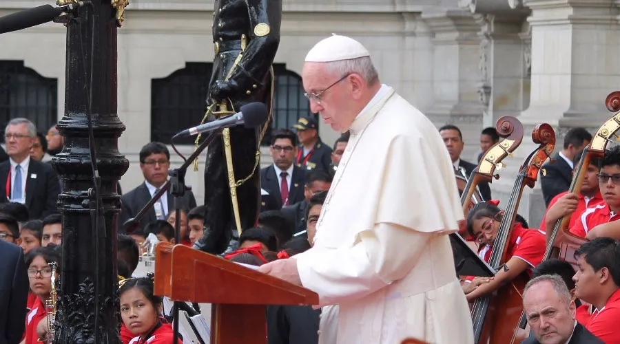 El Papa Francisco en el Palacio de Gobierno en Lima. Foto: Álvaro de Juana (ACI Prensa)