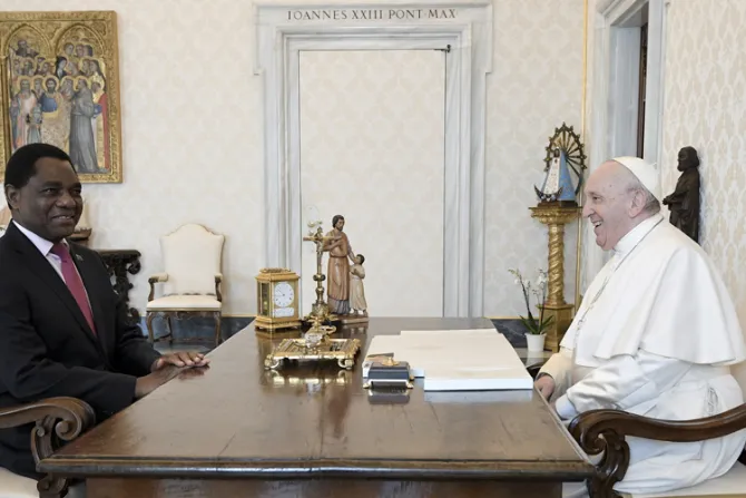 El Papa Francisco recibe en el Vaticano al presidente de Zambia