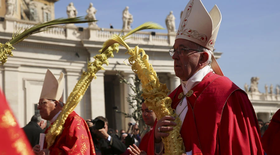 Foto referencial del Papa Francisco en Domingo de Ramos. Crédito: Daniel Ibáñez/ACIPrensa?w=200&h=150