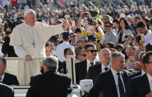 El Papa Francisco en la Plaza de San Pedro. Foto: Daniel Ibu00e1u00f1ez (ACI Prensa) 