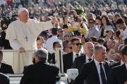 Papa Francisco agradece labor de “ángeles de la guarda” de Plaza de San Pedro