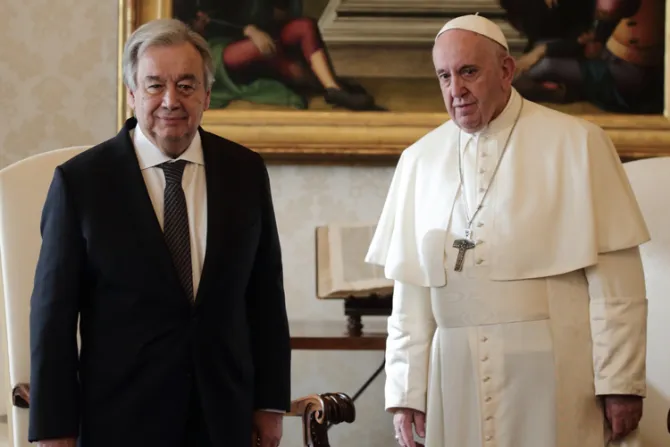 El Papa y Secretario de la ONU piden respeto a la vida y libertad religiosa