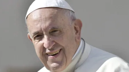 Sacerdotes argentinos: Papa Francisco nos salvó durante dictadura
