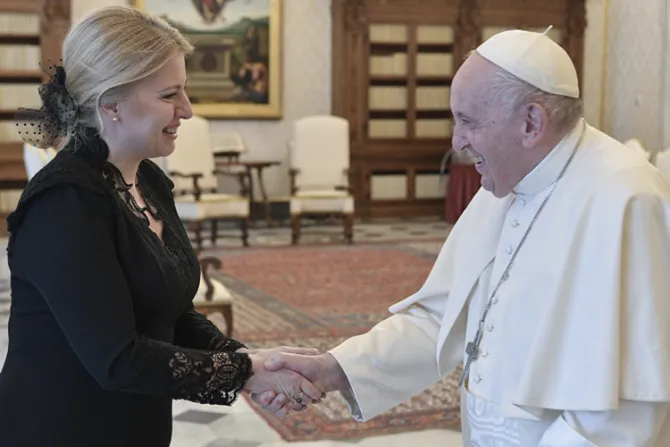 El Papa Francisco recibe en el Vaticano a la presidenta eslovaca