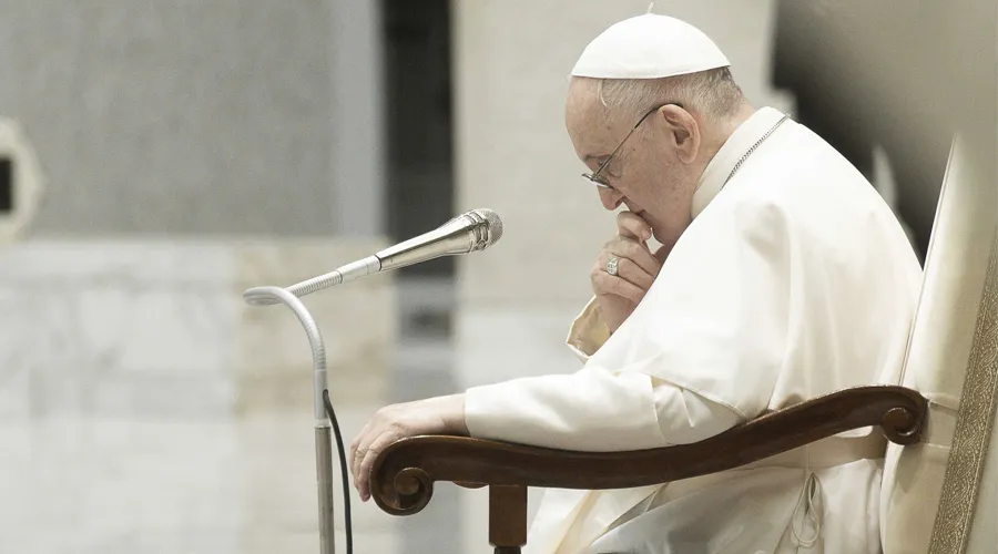 Papa Francisco: El Señor sufre cuando nos distanciamos de su corazón