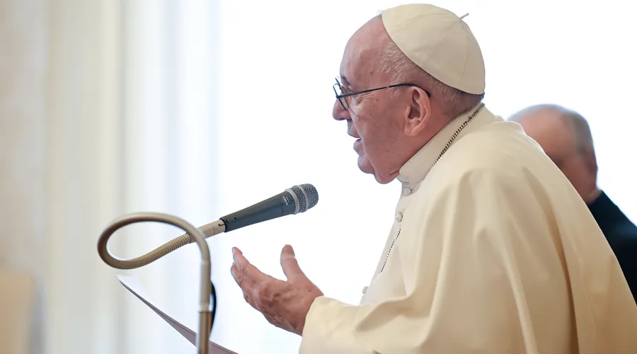 En primera Audiencia General de 2022, el Papa alienta a vivir la paternidad y maternidad