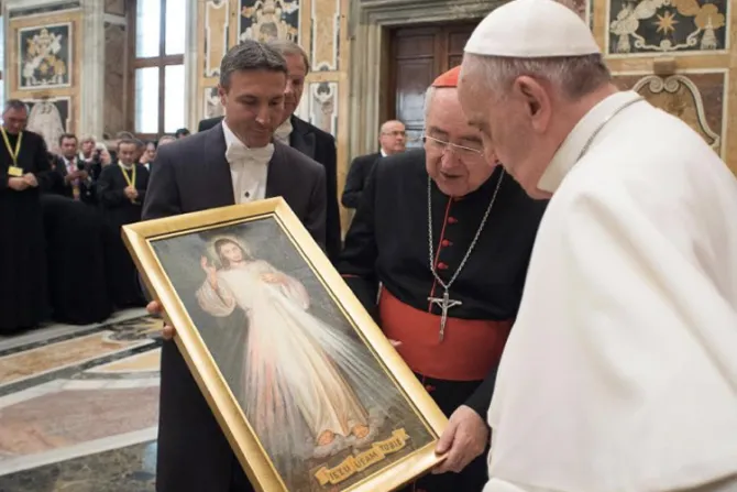 El Papa alienta en una carta a difundir el mensaje de la Divina Misericordia
