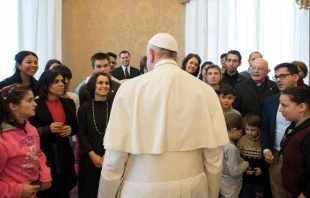 El encuentro del Papa Francisco con huu00e9rfanos de Rumania el pasado 4 de enero. Foto: Vatican Media 