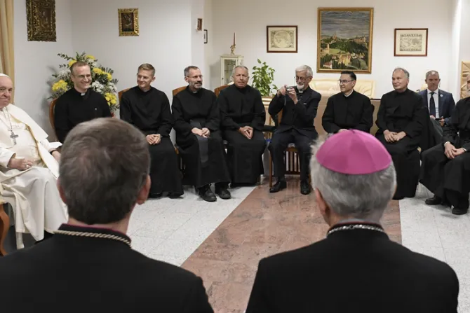 El Papa Francisco conversa sobre la guerra con jesuitas de la provincia rusa