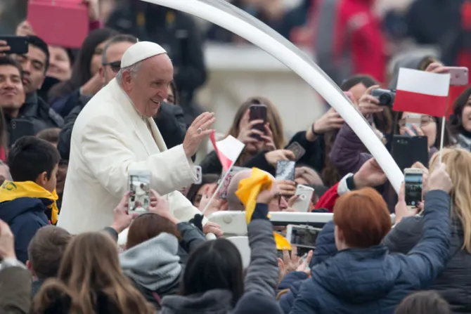 El Papa desafía a jóvenes: ¿Estoy dispuesto a hacer míos los sueños de Jesús?