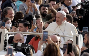 Papa Francisco en la Audiencia General. Foto: Pablo Esparza / ACI Prensa 